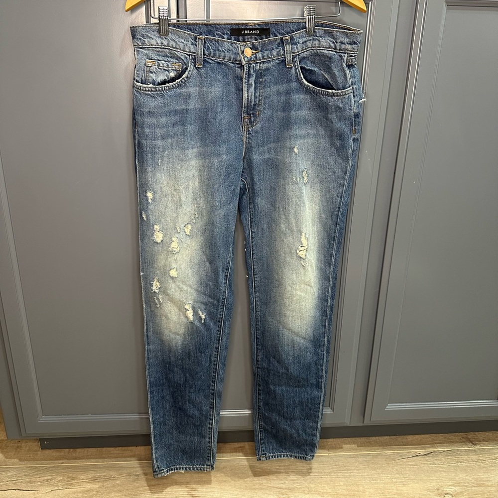 J Brand distressed Jeans 28